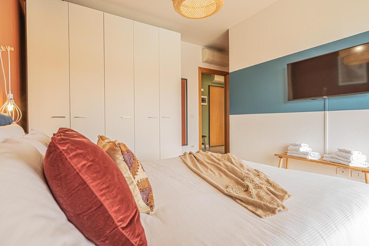 Hygge Family Apartment - One Step Away From The Lake!!! Sirmione Eksteriør bilde