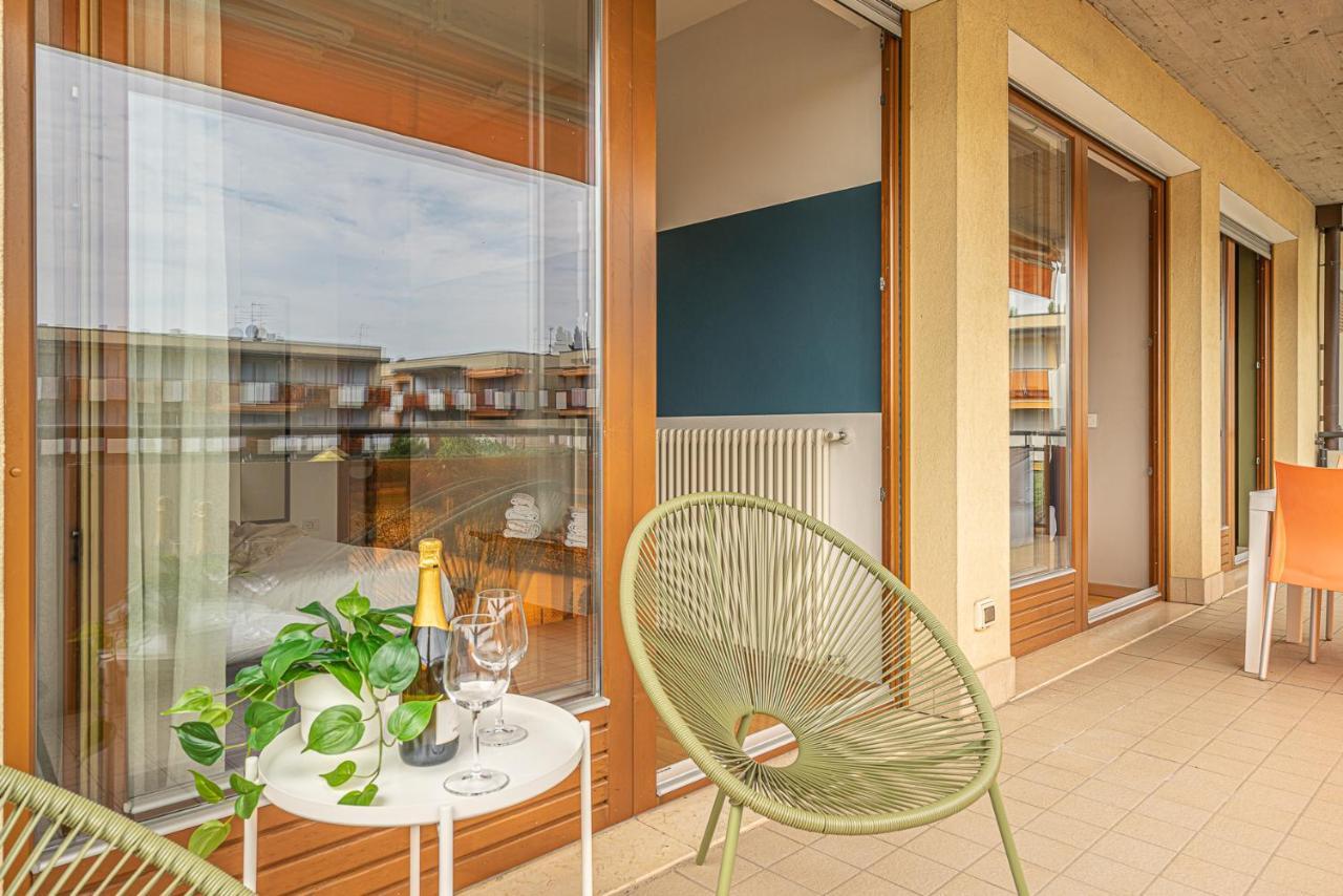 Hygge Family Apartment - One Step Away From The Lake!!! Sirmione Eksteriør bilde