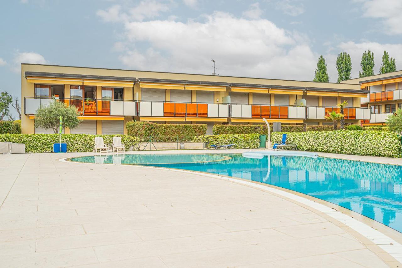 Hygge Family Apartment - One Step Away From The Lake!!! Sirmione Eksteriør bilde